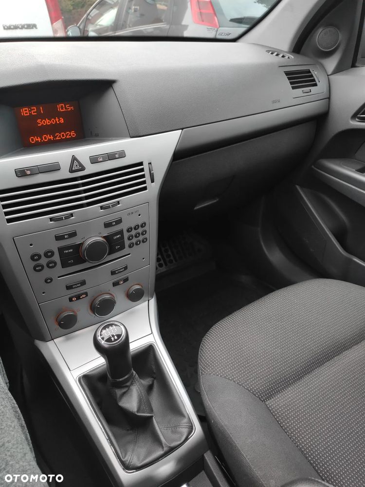 Opel Astra 1.4 Enjoy - 18