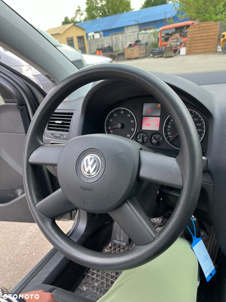 Volkswagen Golf - 14
