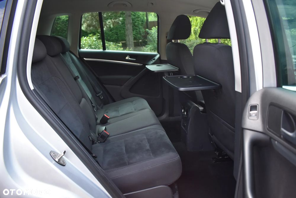 Volkswagen Tiguan 2.0 TDI SCR BlueMotion Technology Exclusive - 25
