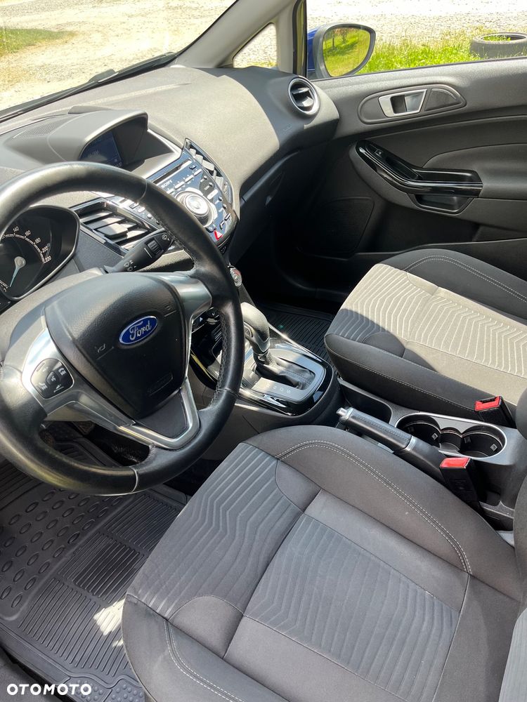 Ford Fiesta - 8