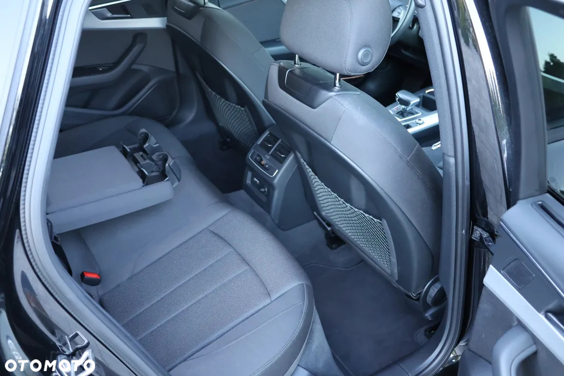 Audi A4 Avant 35 TDI S tronic - 13
