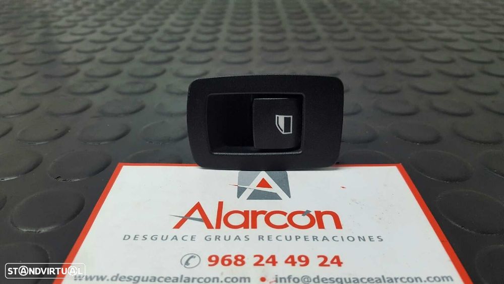 COMANDO DO ELEVADOR TRASEIRO ESQUERDO BMW SERIE 1 LIM. (F20) 120D - 4