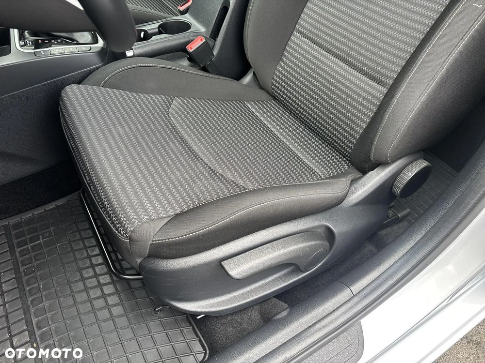 Kia Ceed 1.5 T-GDI M DCT - 12