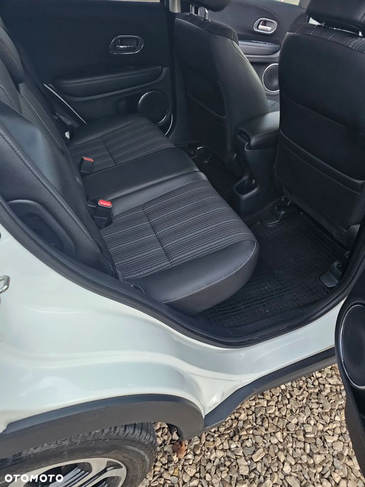 Honda HR-V 1.5 i-VTEC Executive - 17