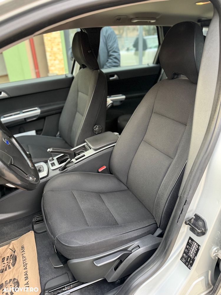 Volvo V50 1.6 D Momentum - 15