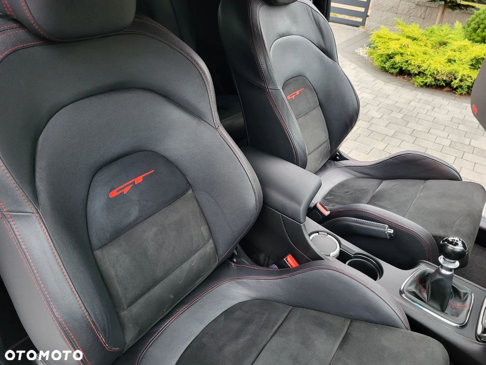 Kia Ceed 1.6 T-GDI GT L - 16