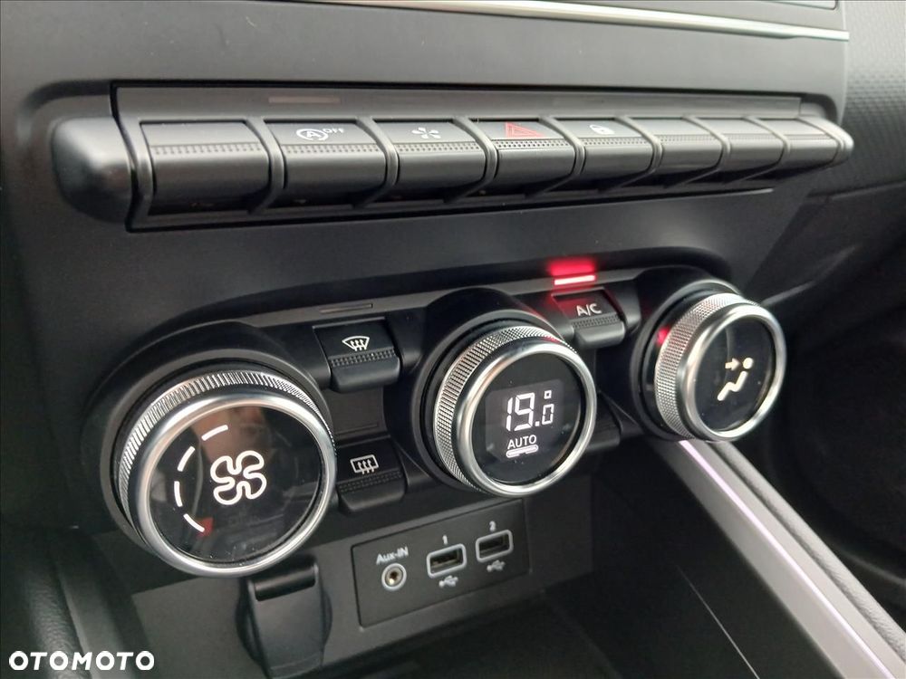 Renault Clio 1.0 TCe Intens - 19