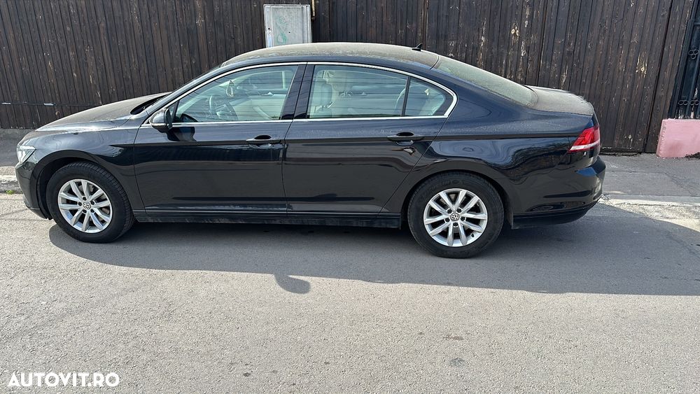 Volkswagen Passat 2.0 TDI (BlueMotion Technology) DSG Highline - 25