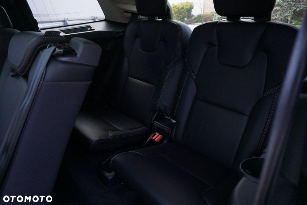 Volvo XC 90 - 14