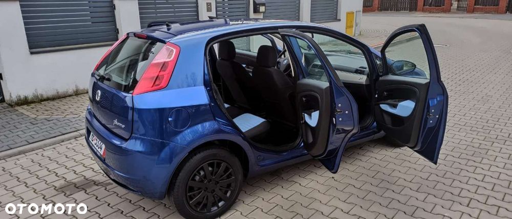 Fiat Punto 1.4 Estiva S&S - 22