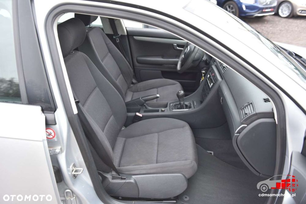 Audi A4 Limousine - 17