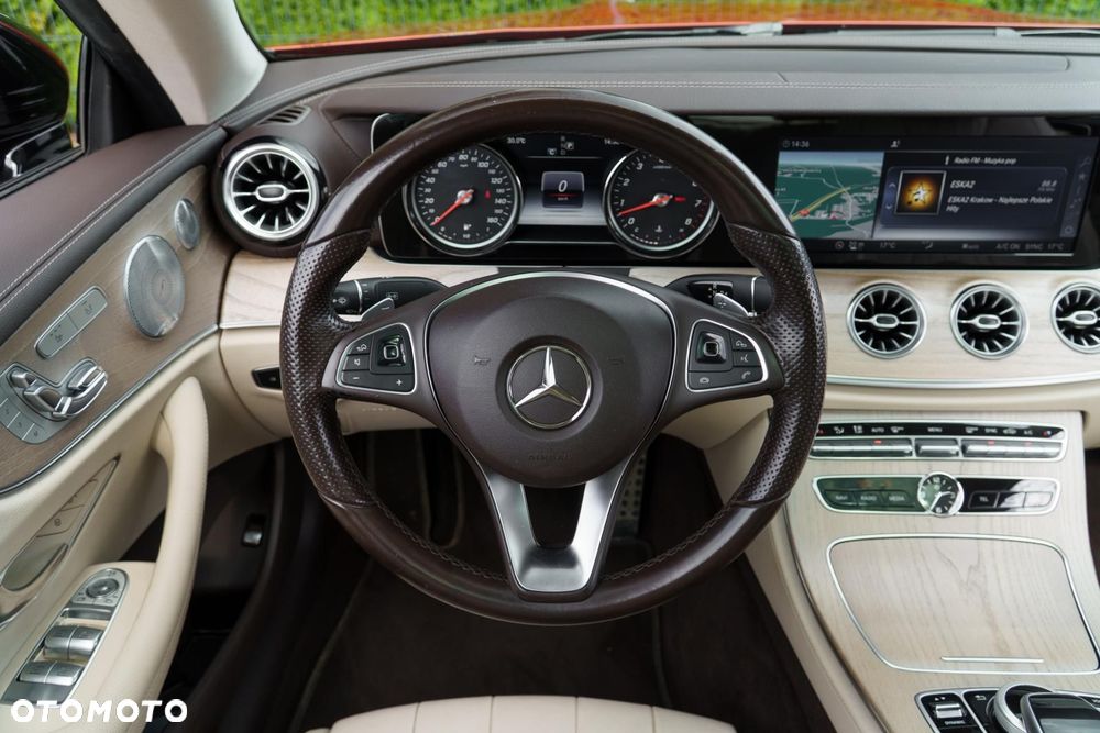 Mercedes-Benz Klasa E - 12