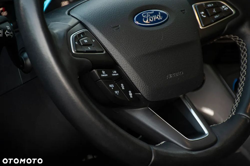 Ford Kuga 2.0 EcoBoost 4x4 ST-Line - 37