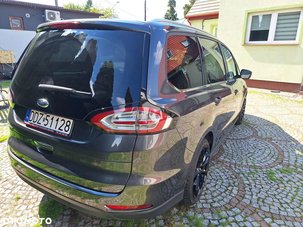 Ford Galaxy 2.0 EcoBlue 4WD Titanium - 3