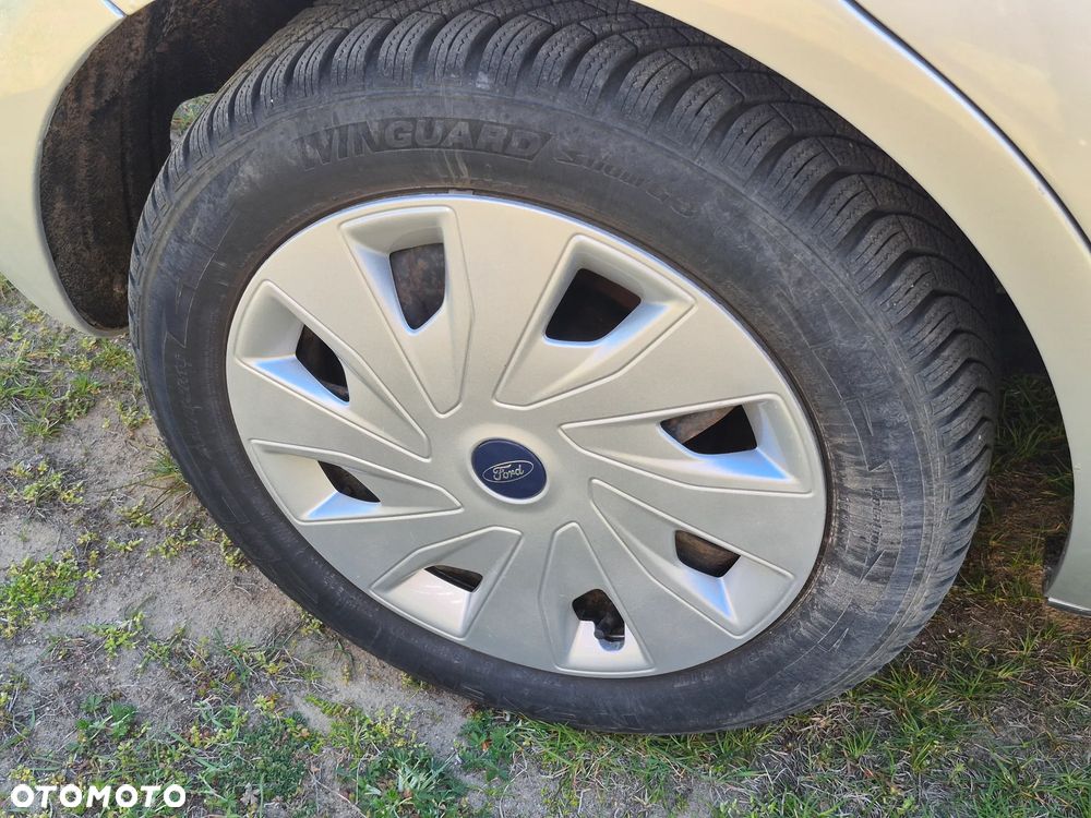 Ford Focus 1.6 16V Sport - 5