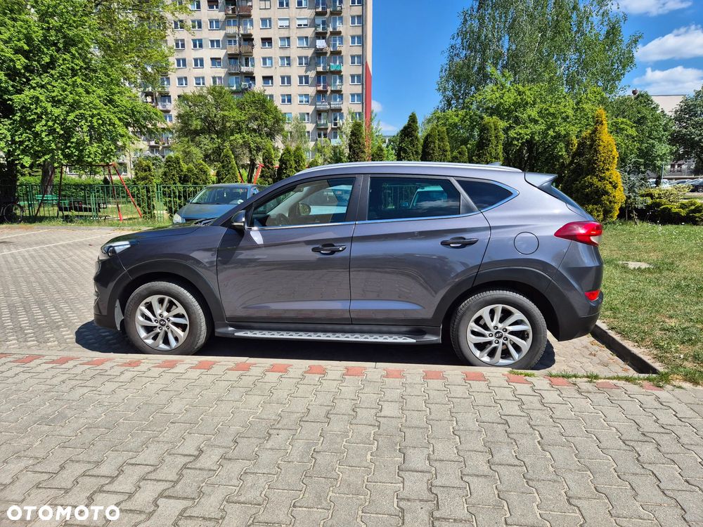 Hyundai Tucson - 2