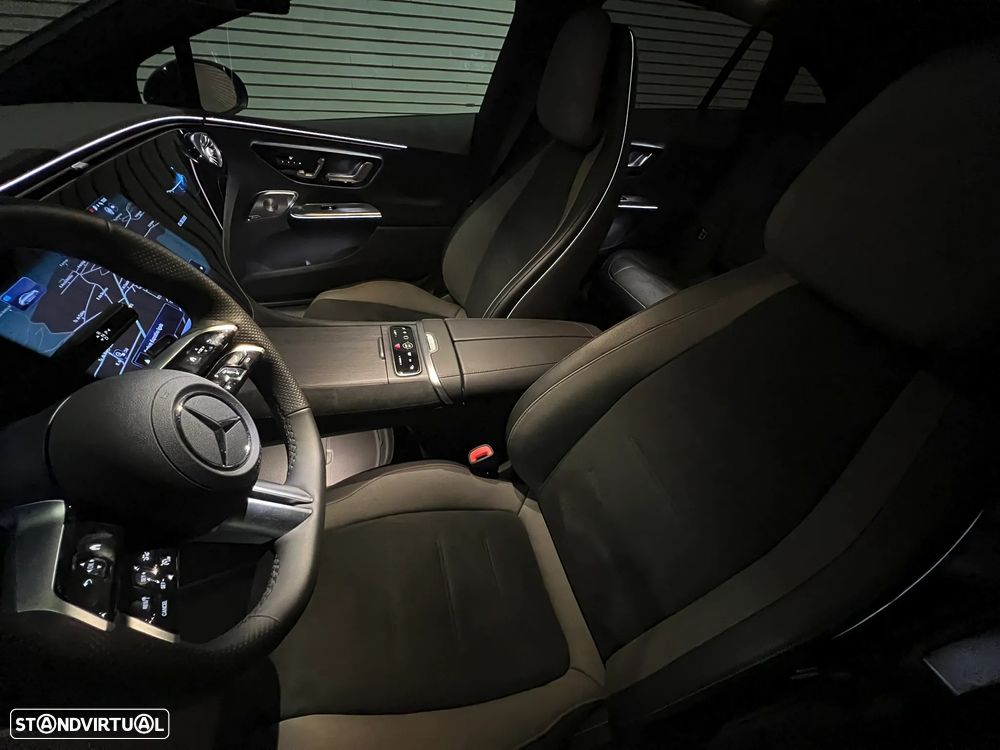 Mercedes-Benz EQE SUV 500 4MATIC - 32