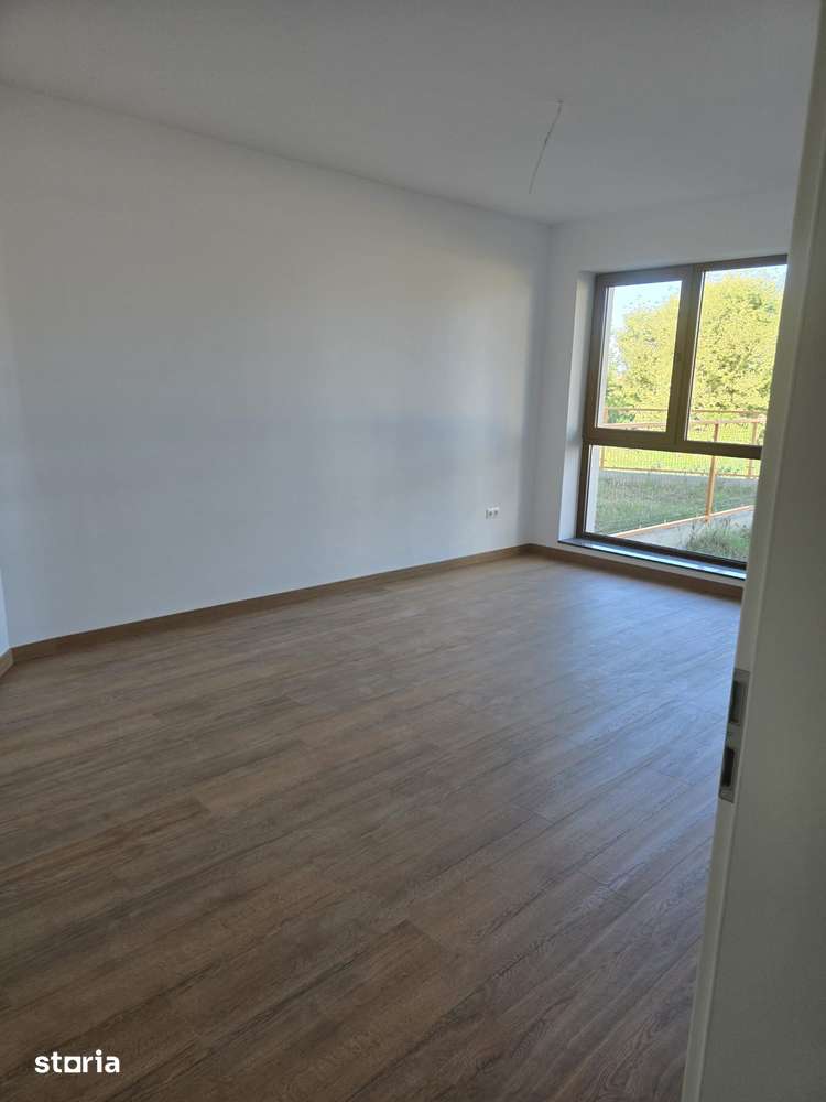 Apartament cu 2 camere , grădină 190mp + parcare — fotografia 3