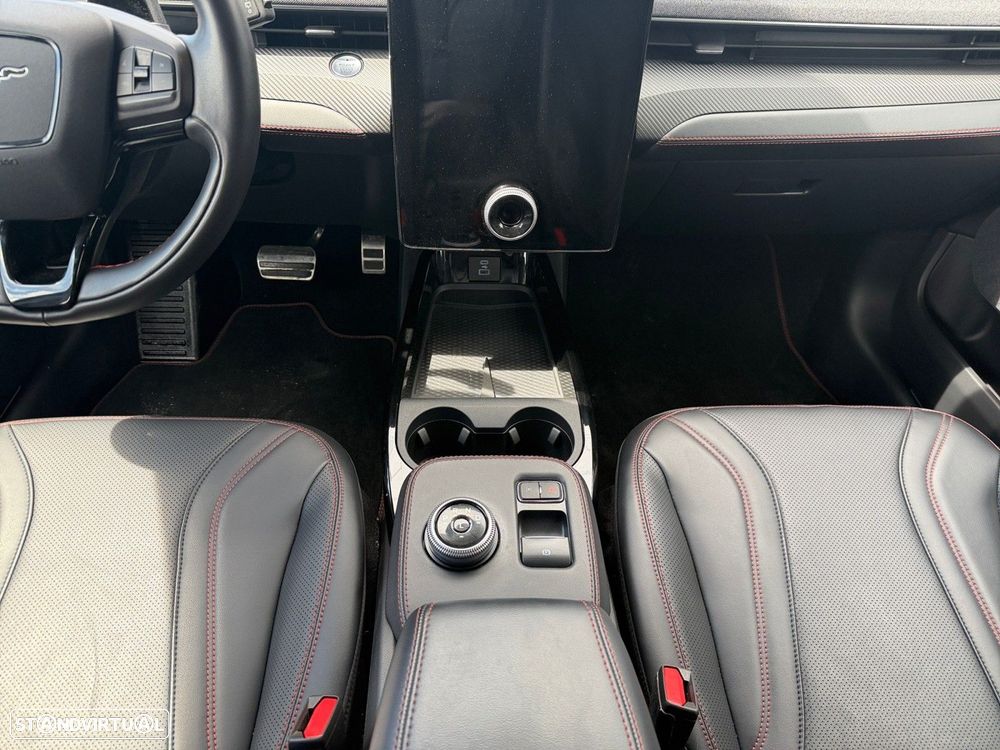 Ford Mustang Mach-E 87 kWh Premium AWD - 11