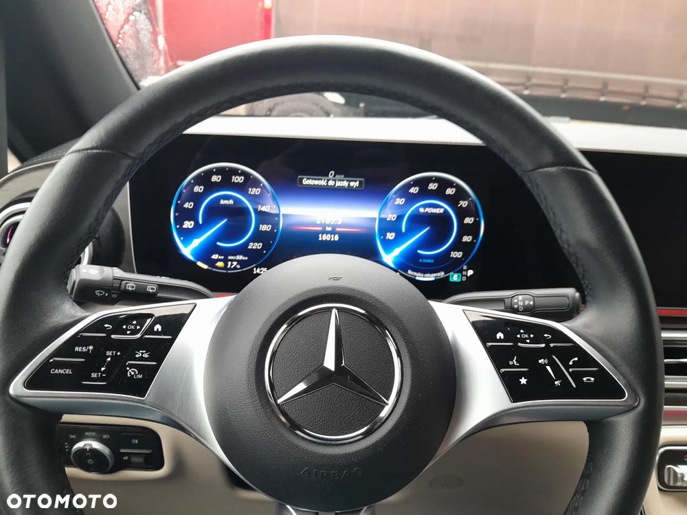 Mercedes-Benz EQV - 12