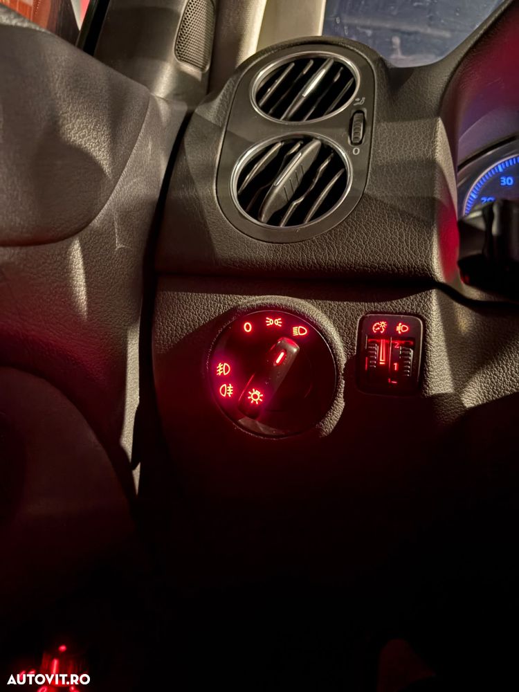 Volkswagen Golf Plus - 15