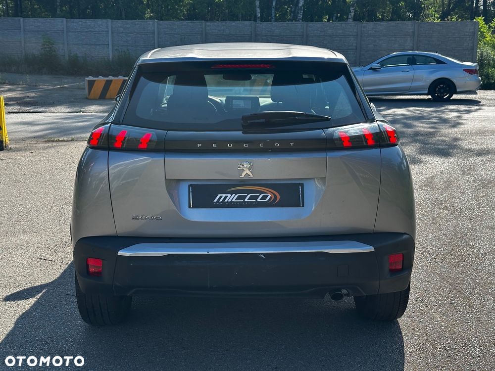 Peugeot 2008 - 4