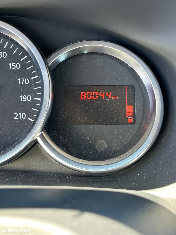 Dacia Sandero - 9