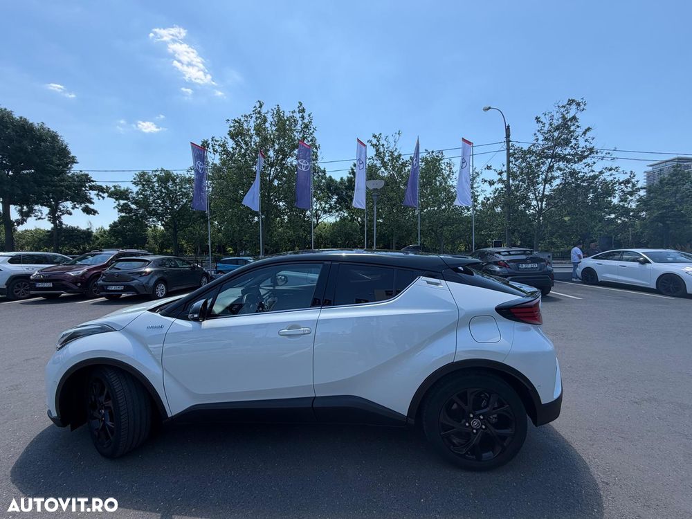 Toyota C-HR 2.0 HSD 184 CP 4x2 CVT Classy Bi-Tone - 5