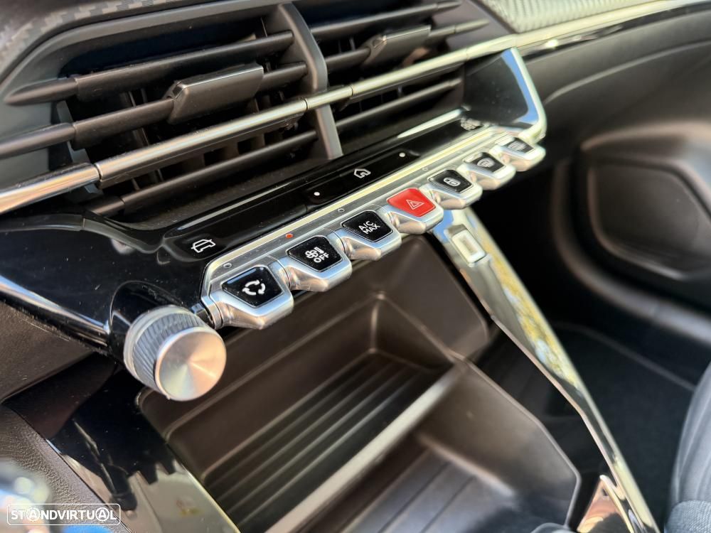 Peugeot 208 PureTech 75 Allure Pack - 22
