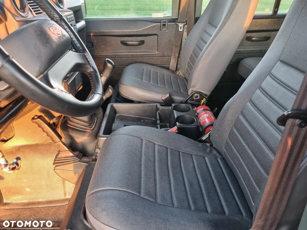 Land Rover Defender 2.2 TD4 SE - 8