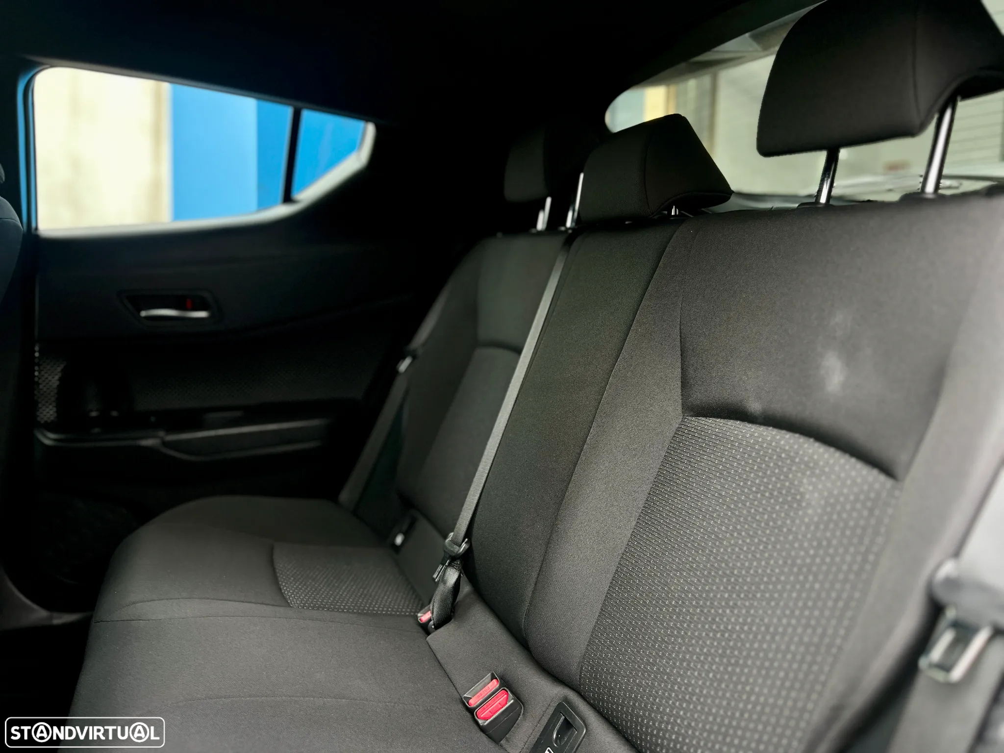 Toyota C-HR 1.8 HSD Comfort - 15