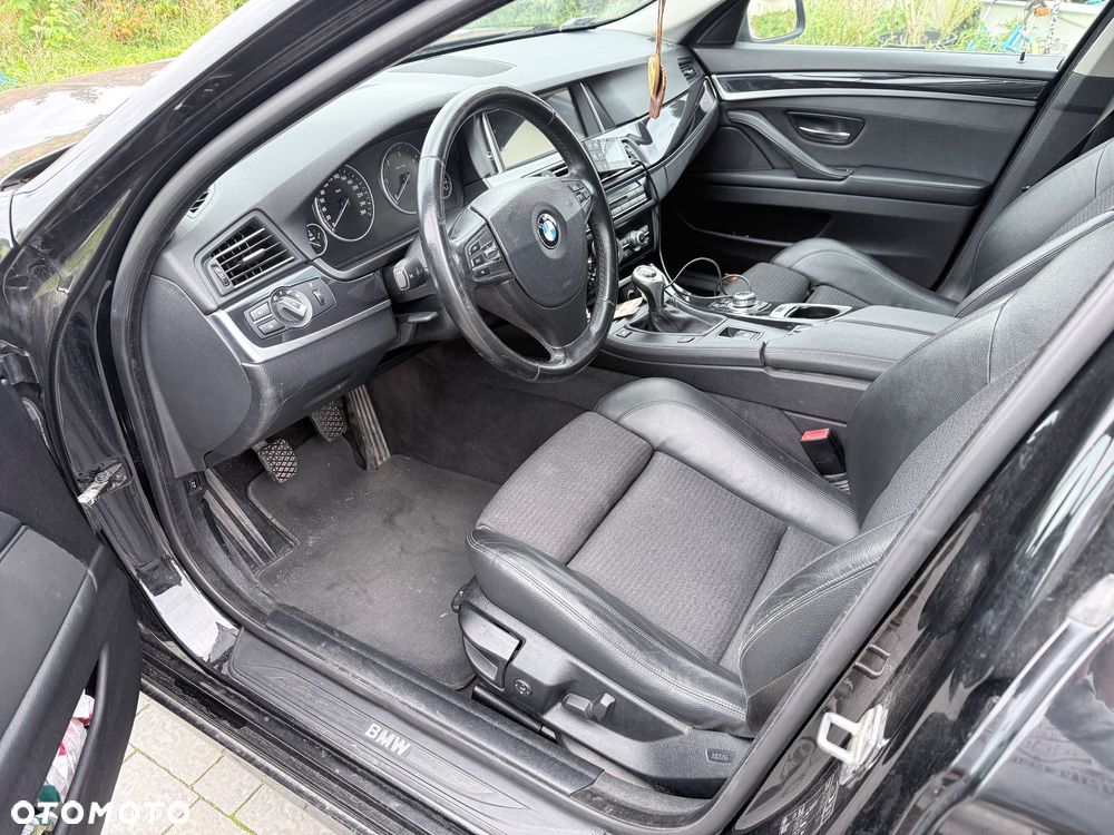 BMW Seria 5 520d - 7