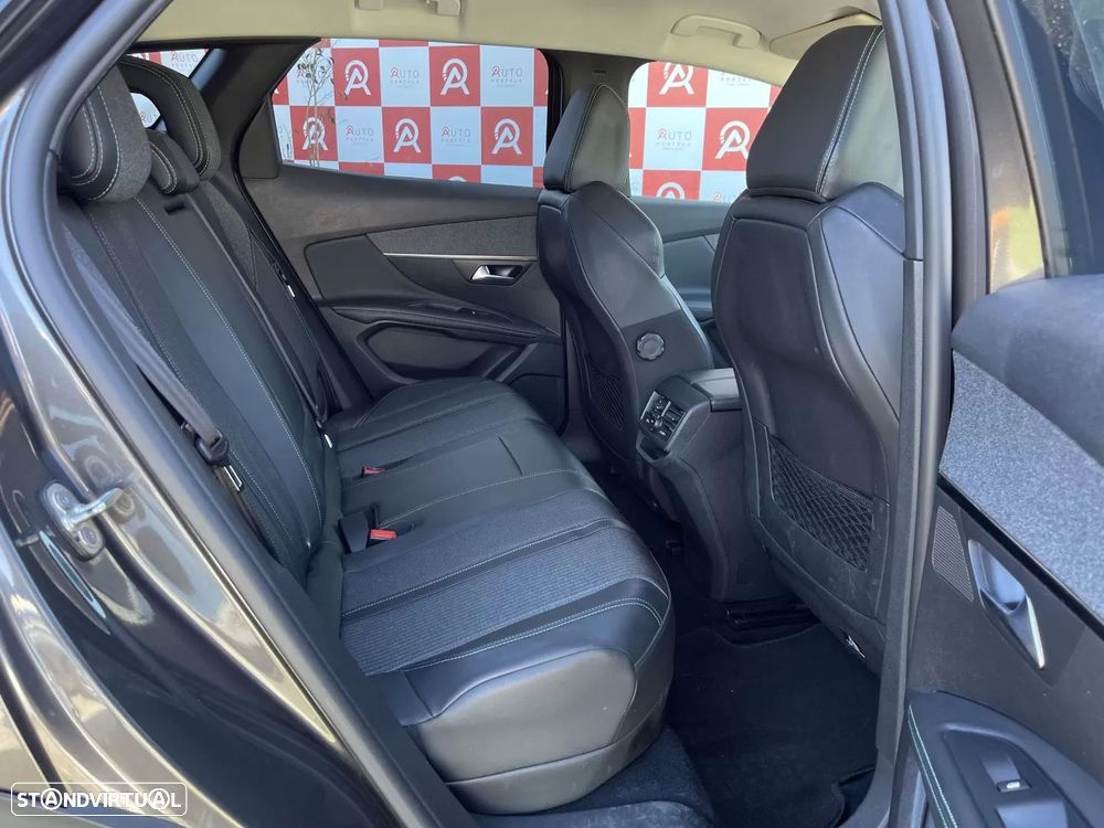 Peugeot 3008 1.6 Hybrid Allure Pack e-EAT8 - 27