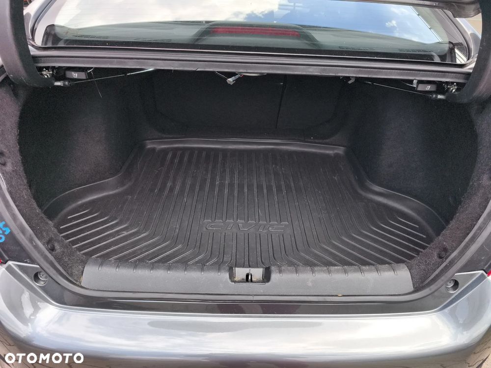 Honda Civic 1.5 T Executive - 16