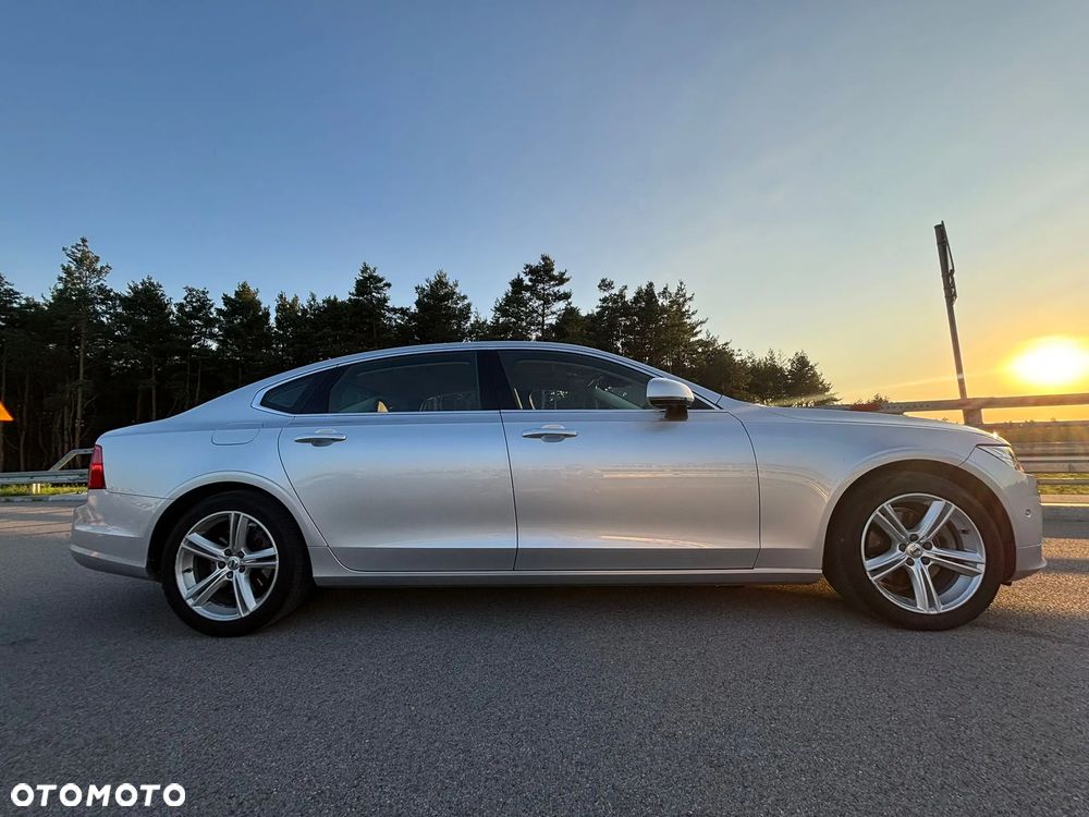 Volvo S90 T5 Momentum - 4