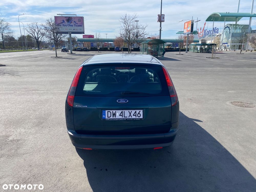 Ford Focus 1.6 16V Trend - 4