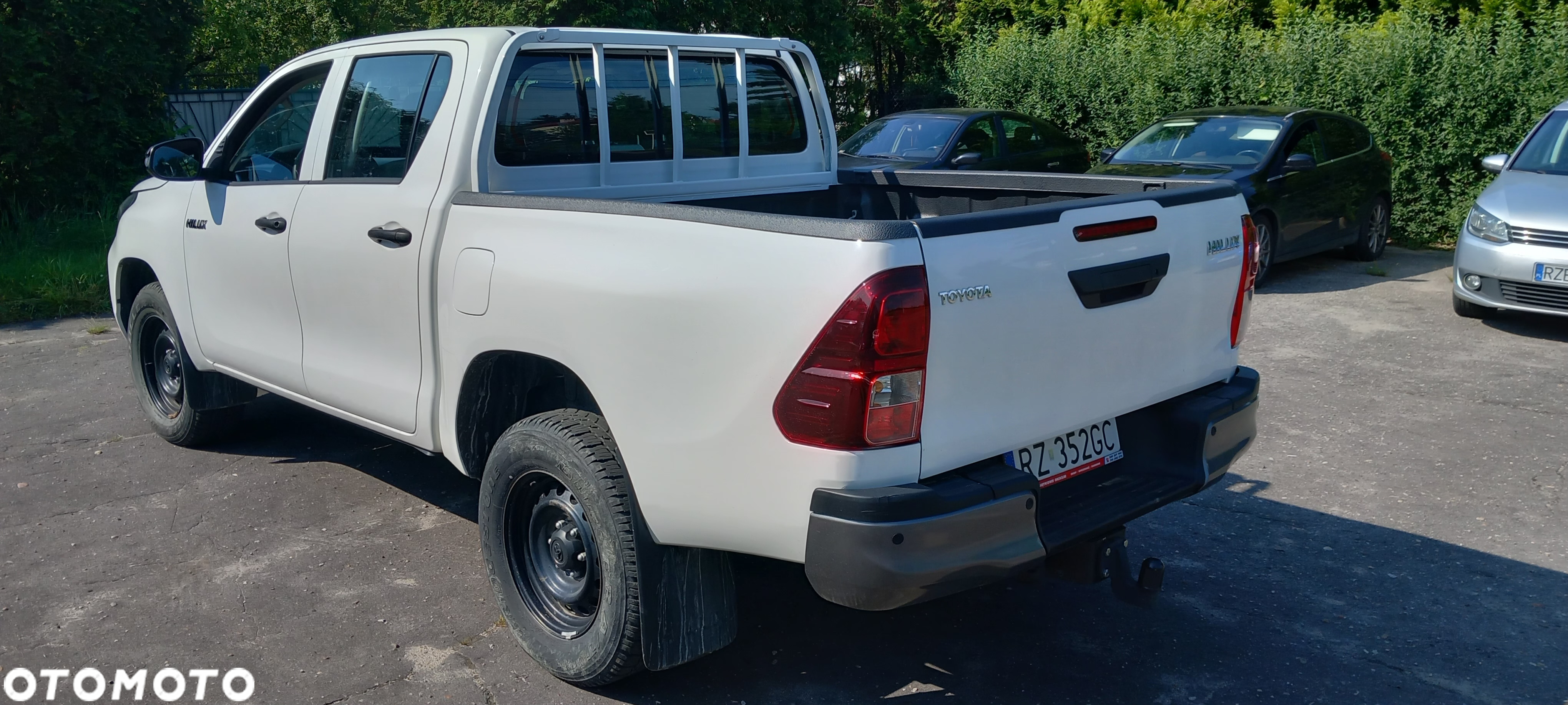 Toyota Hilux 2.4 D-4D Double Cab DLX 4x4 - 5