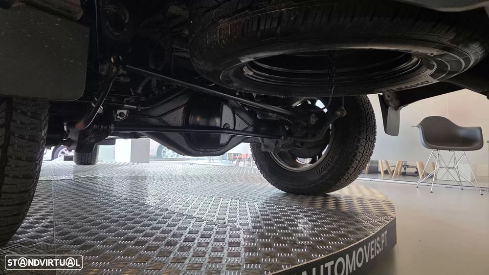 Nissan Navara 2.3 dCi CD 4WD Visia B.Dif. - 23