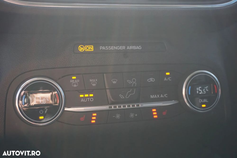 Ford Kuga - 8