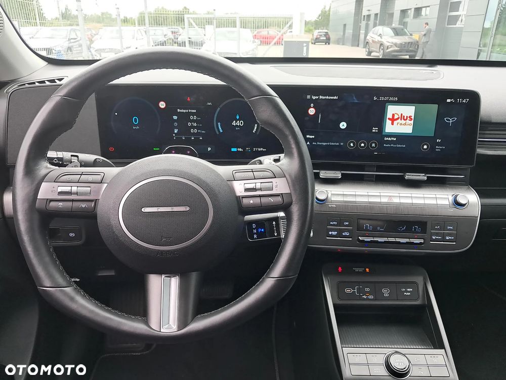 Hyundai Kona 65kWh Executive - 13