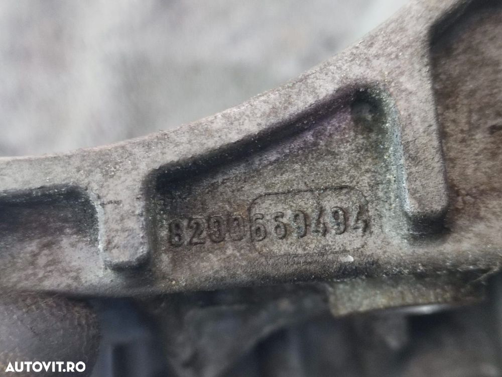 Suport  motor accesorii 1.5 dci k9k656 8200669494 Dacia Duster 1 [fac - 2