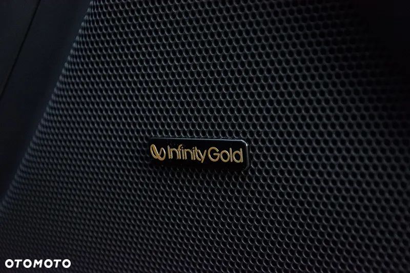 Jeep Grand Cherokee - 26