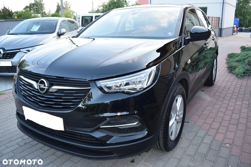 Opel Grandland X 1.2 Start/Stop Automatik Business Edition - 2