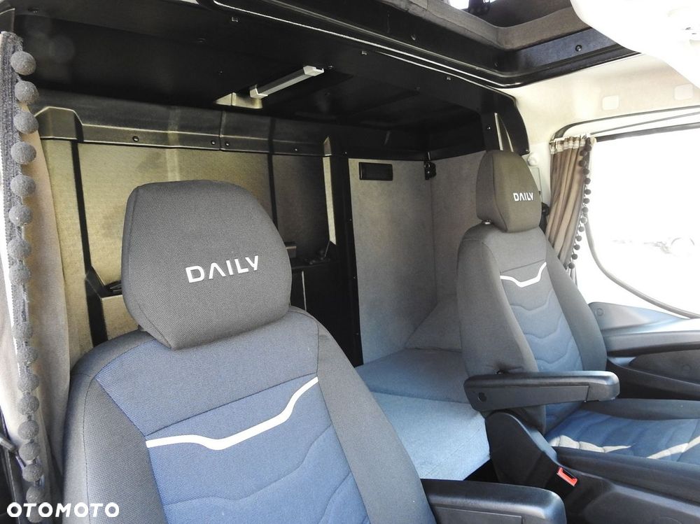 Iveco DAILY 70C18 KONTENER WINDA 14 PALET WEBASTO TEMPOMAT NAWIGACJA LEDY BLIŹNIACZE KOŁA KLIMATYZACJA  180KM - 37