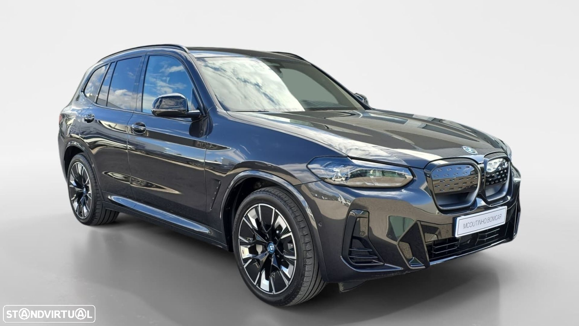 BMW iX3 M Sport Impressive - 2