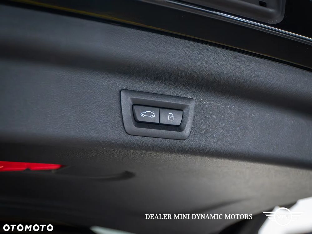 MINI Countryman C Favoured Trim - 16