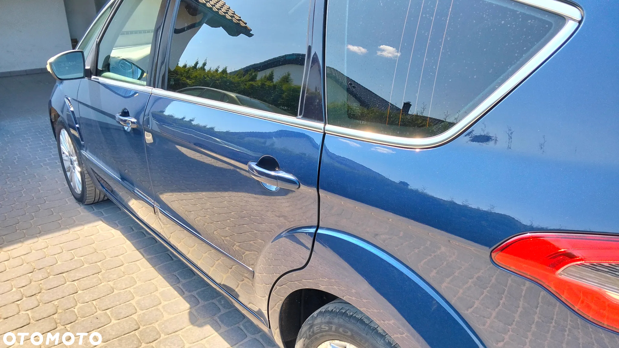 Ford S-Max 2.0 EcoBoost Titanium - 12