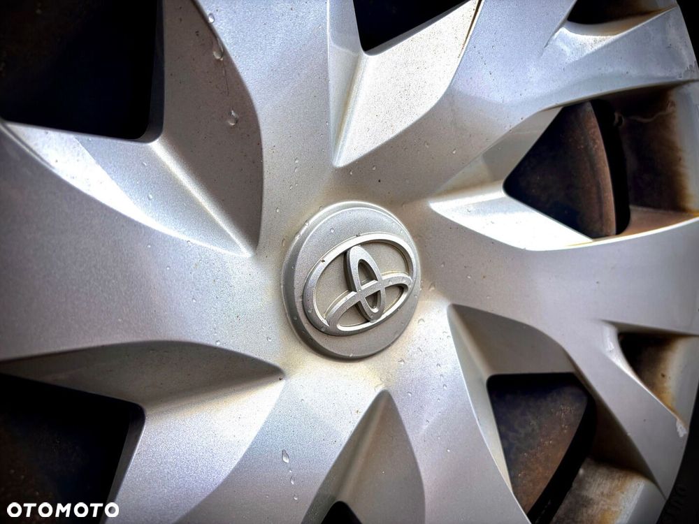 Toyota Yaris - 13