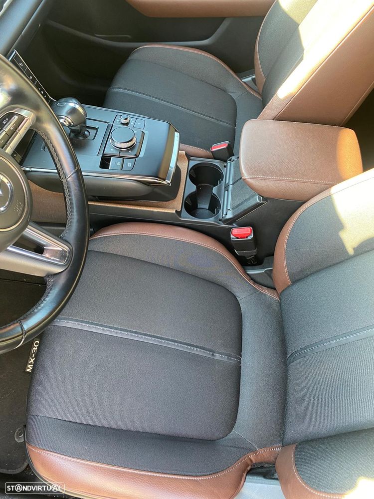 Mazda MX-30 e-SKYACTIV Advantage Industrial Vintage - 11