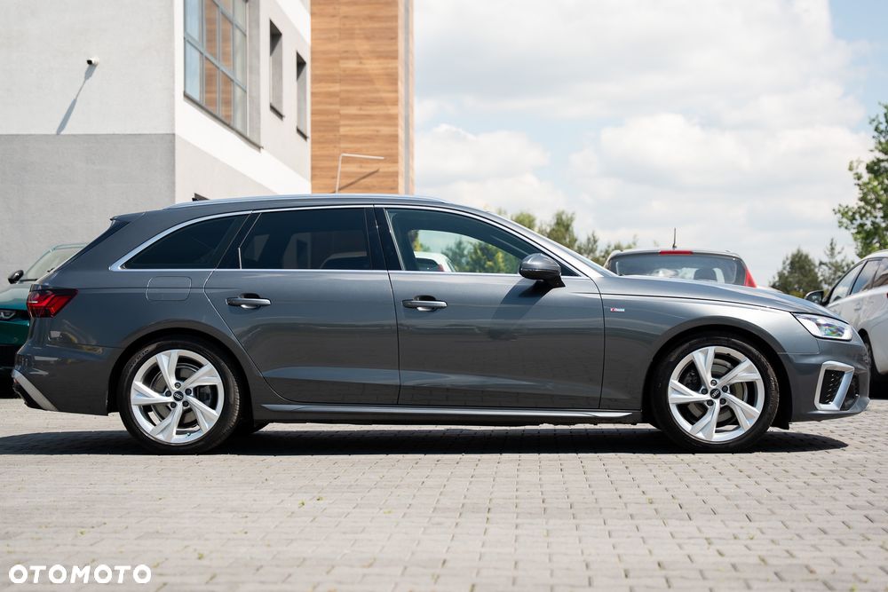 Audi A4 Avant 35 TFSI S tronic S line - 17